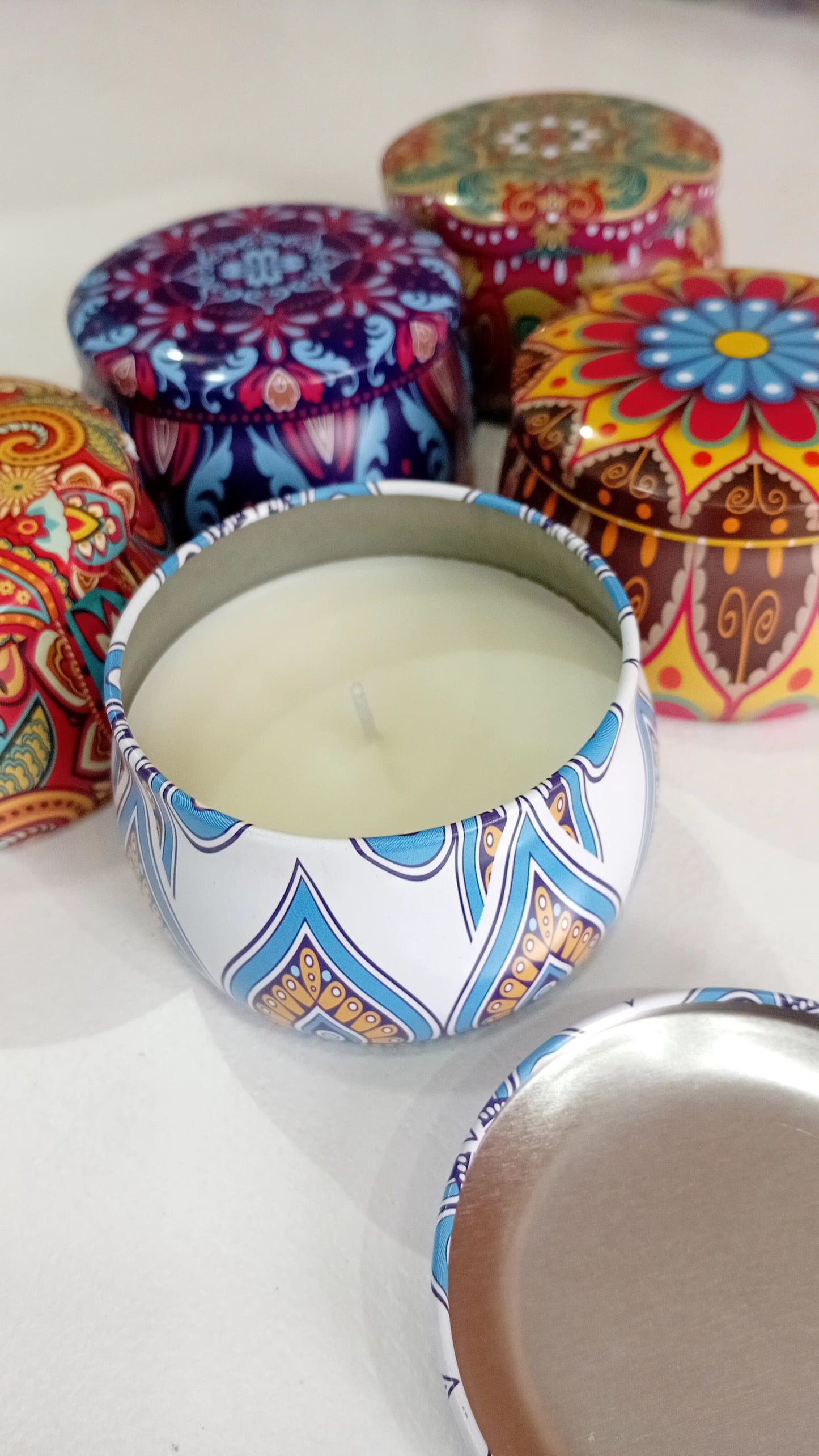 🕯️ Velas Aromáticas con Diseños de Mandalas