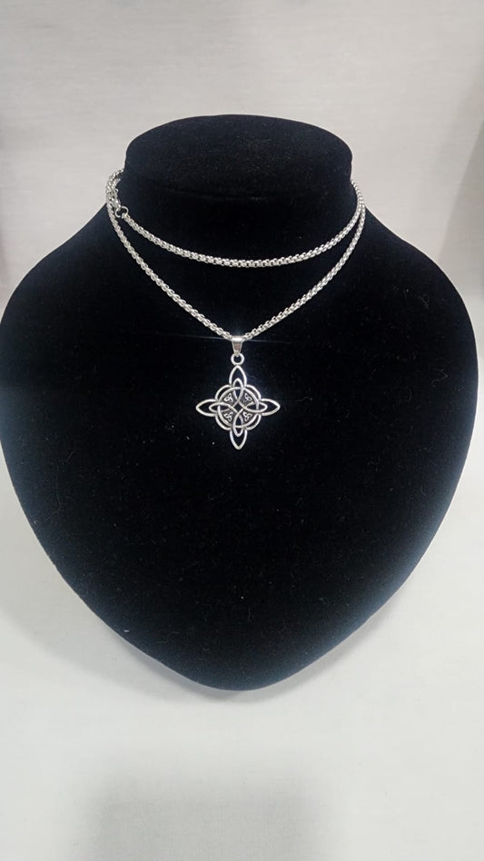 Collar nudo de Bruja