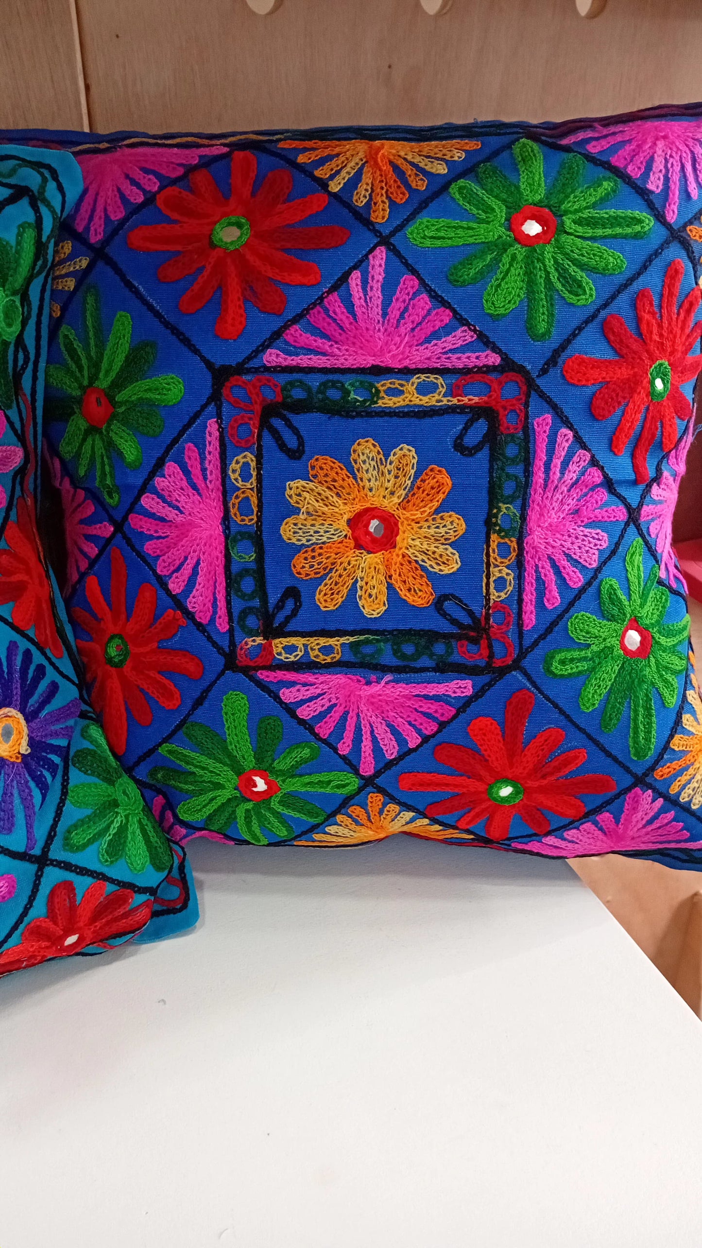Cojines Artesanales Estilo Indú